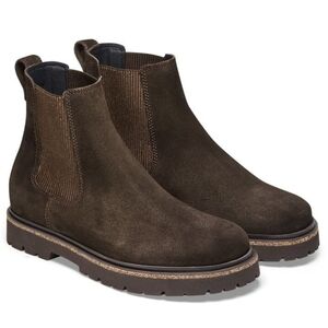 Elegant Brown Chelsea Boots